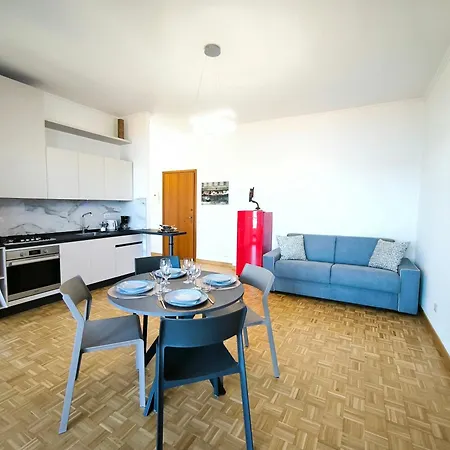 Virgi's Appartement Stresa