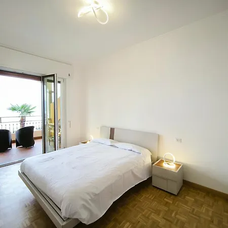 Appartement Virgi's Stresa